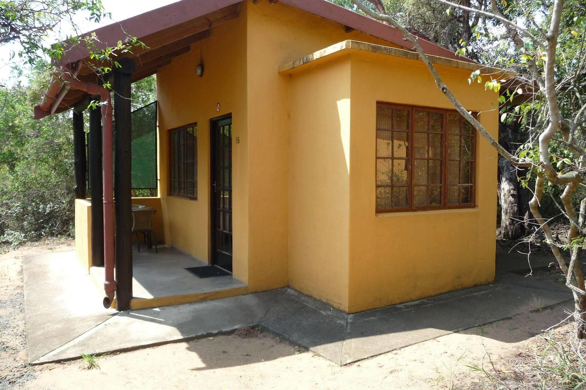 Isinkwe Backpackers Bushcamp Hotel Hluhluwe Eksteriør billede